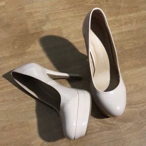 Nude high heel Pumps